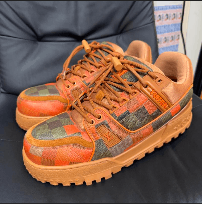 Louis Vuitton Louis Vuitton low-top sneakers Size US 8 / EU 41 - 1 Thumbnail