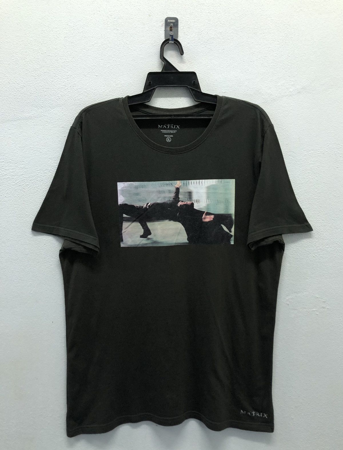 Vintage Vintage The Matrix T-Shirt Size US XL / EU 56 / 4 - 1 Thumbnail