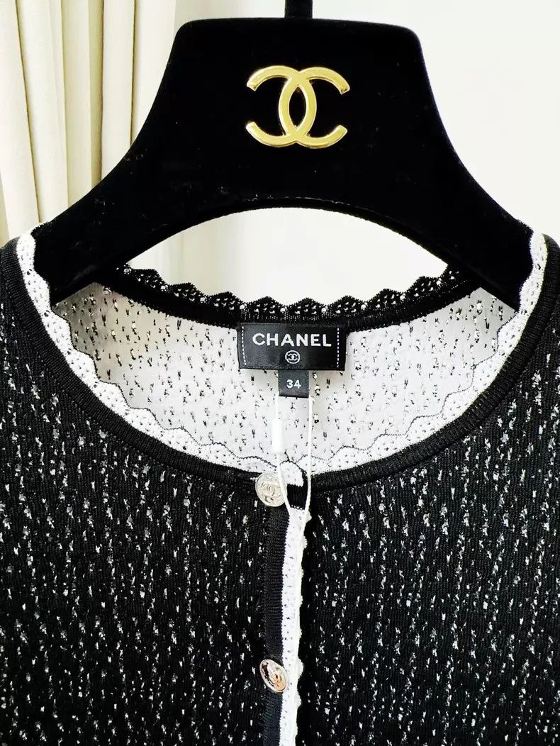 Chanel Chanel Long-sleeved knitted cardigan with white edge coat Size XXS / US 00 / IT 34 - 5 Thumbnail