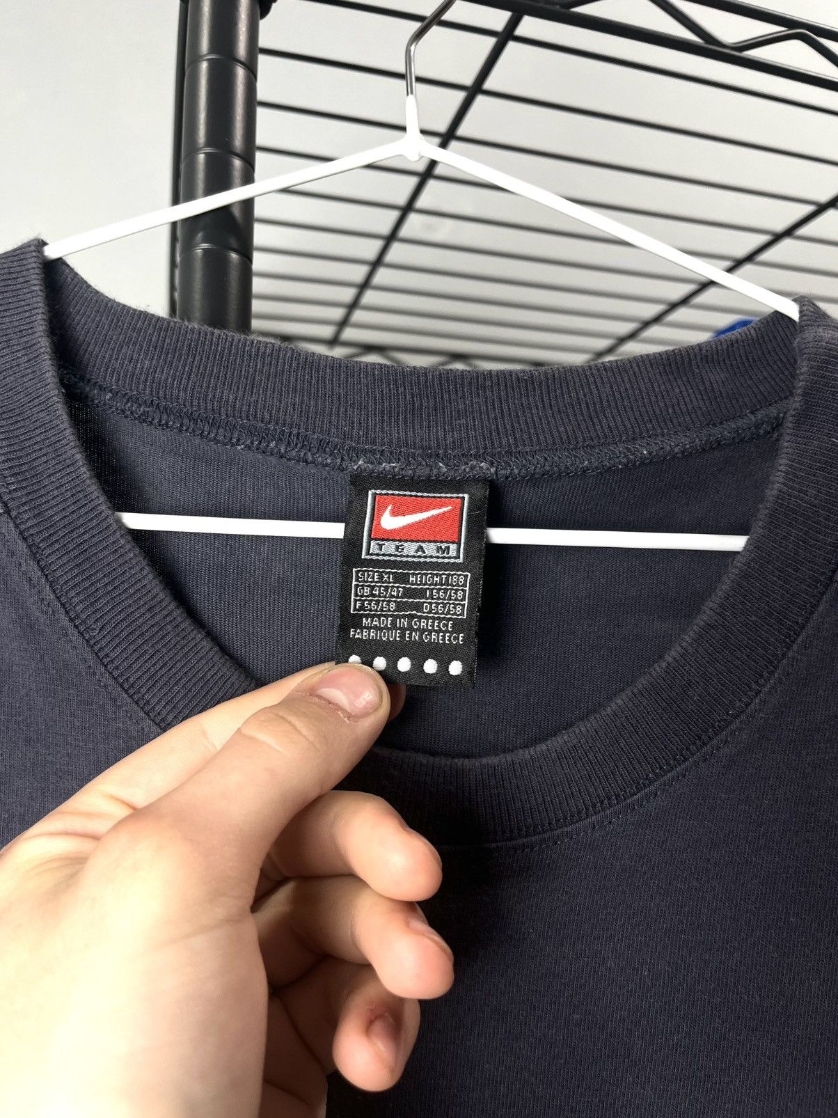 Nike Vintage Nike Center Logo Zurich Football Club T Shirt Size US XL / EU 56 / 4 - 5 Thumbnail