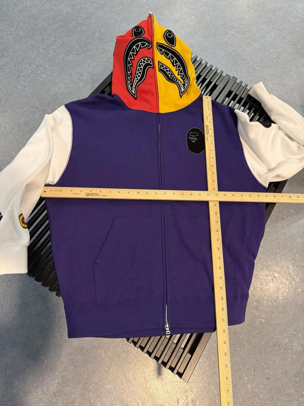 Bape Size Large BAPE Full Zip Hoodie A Bathing Ape Patch Changing Size US L / EU 52-54 / 3 - 5 Thumbnail