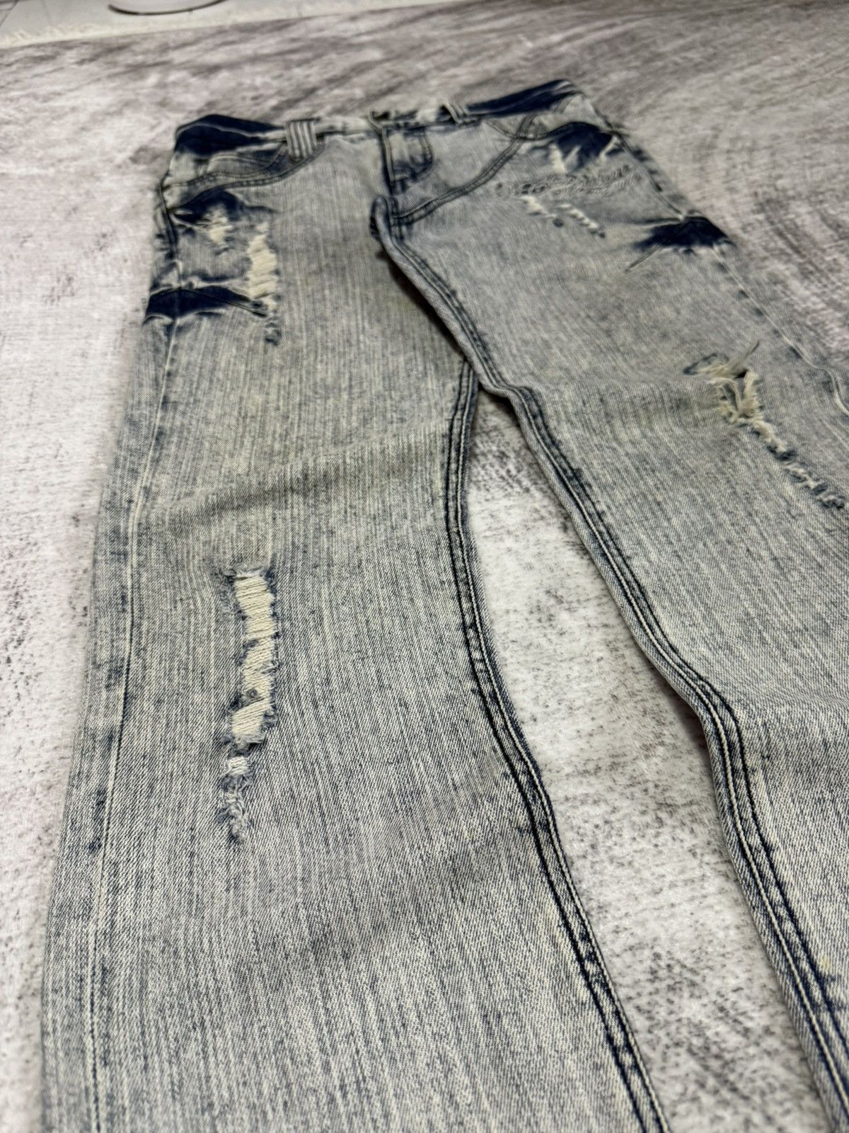 Japanese Brand × PHENOMENON MCD Japan Acid Wash Deconstructed Distressed Jeans Size US 30 / EU 46 - 13 Thumbnail