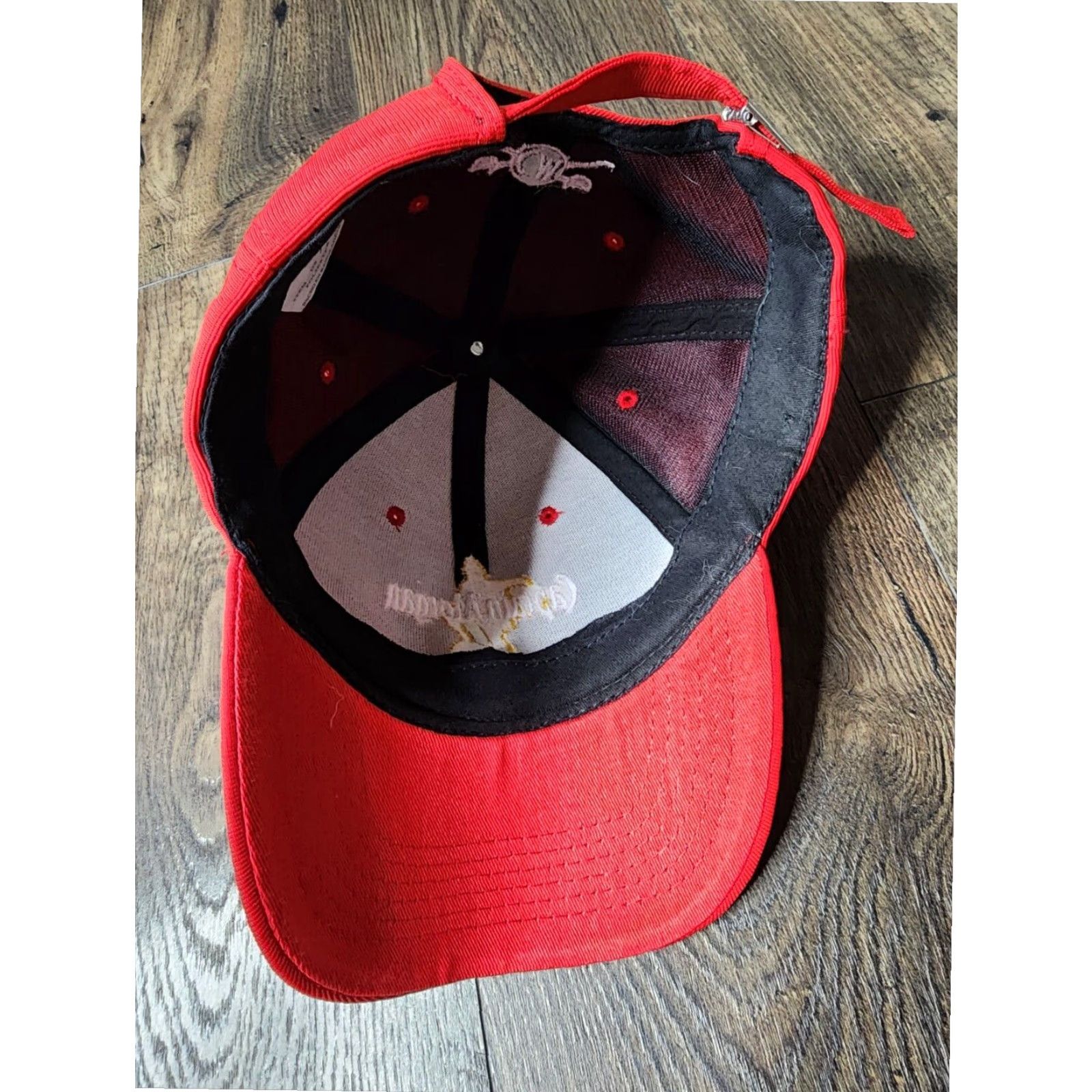 Vintage Captain Morgan Promo Red Gold Adjustable Baseball Cap Hat Mens Casual Size ONE SIZE - 4 Thumbnail