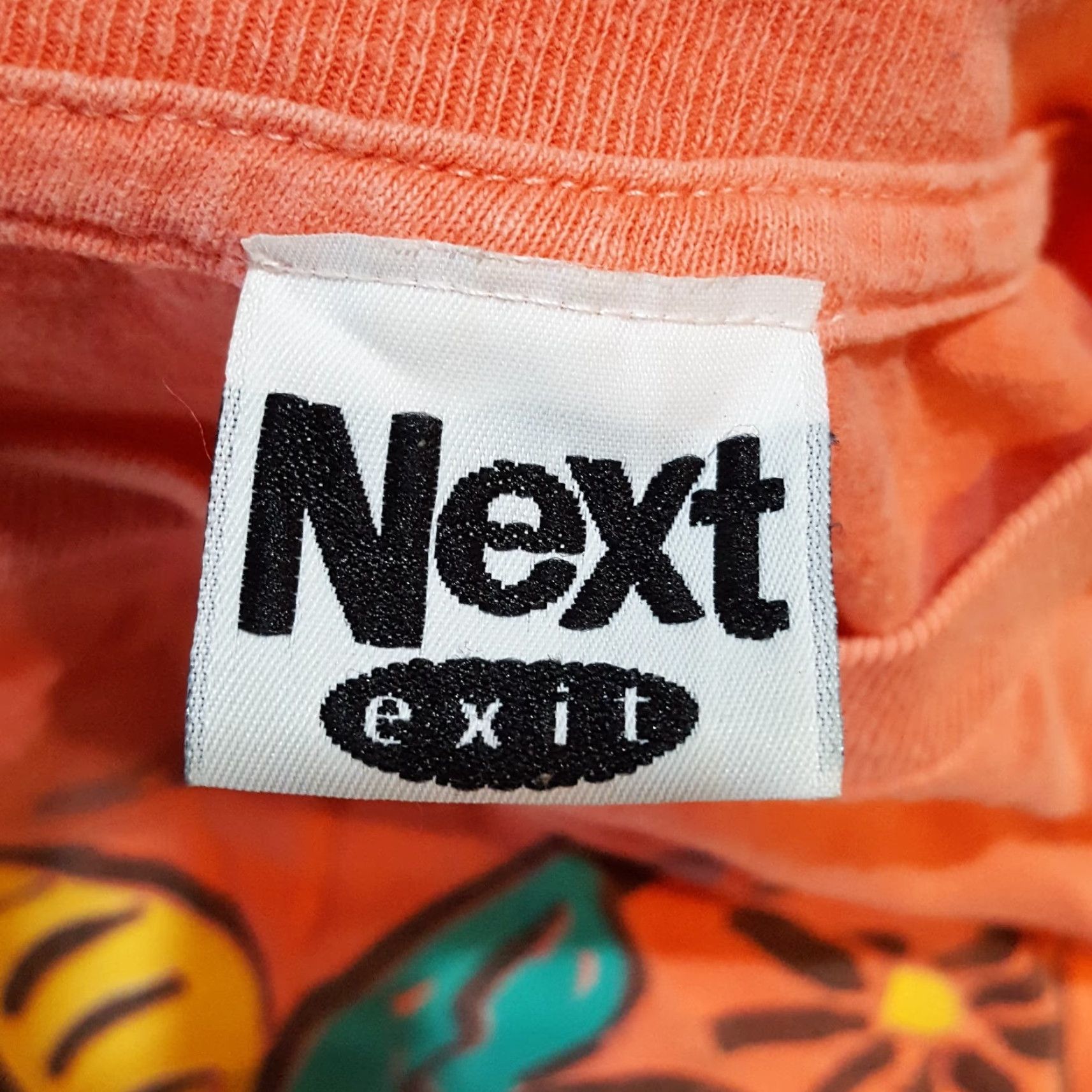 Vintage VINTAGE 90s Next Exit Tropical Beach Art Surf T-Shirt Women's One Size Pink Short Sleeve Retro Size ONE SIZE - 5 Thumbnail