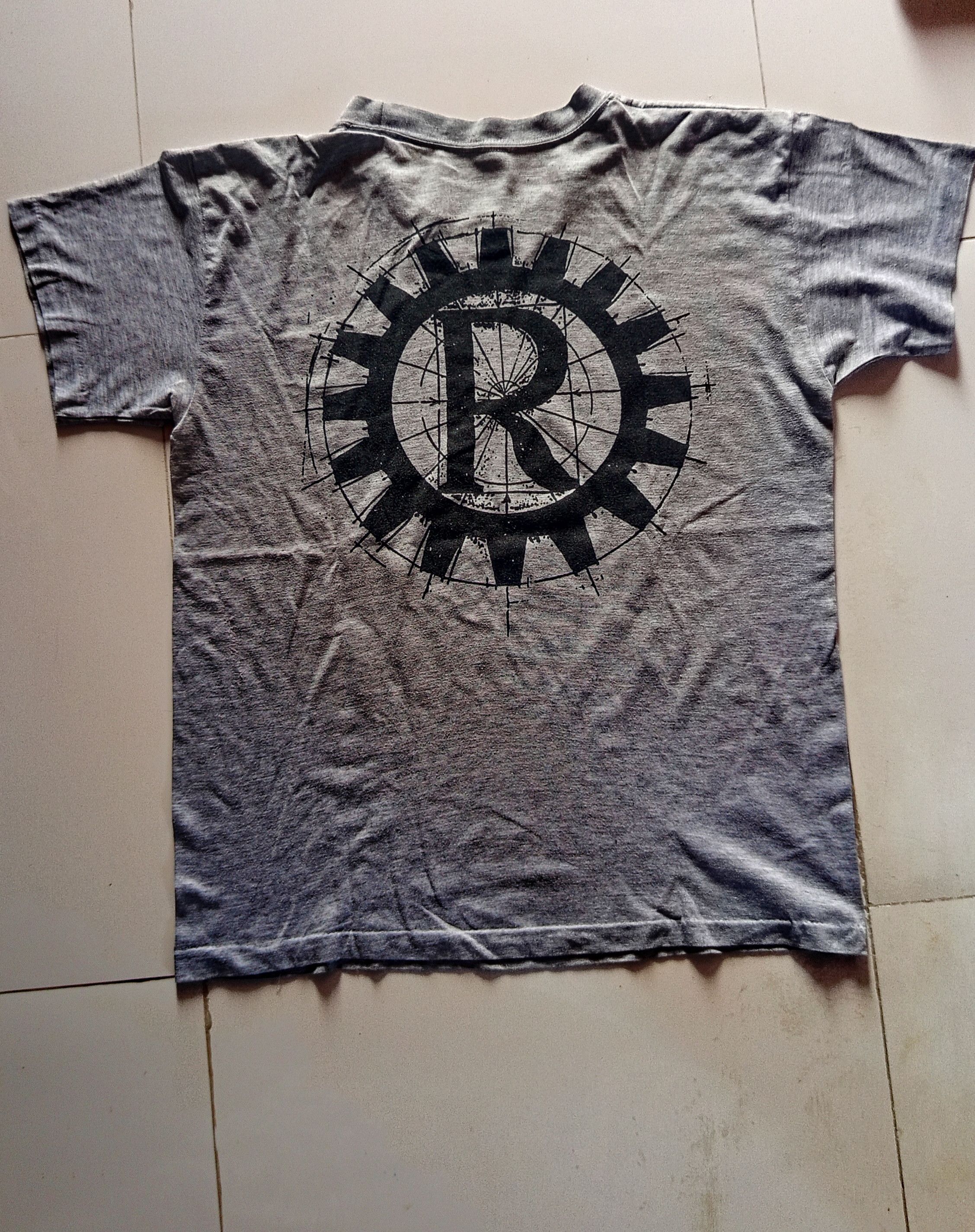 Vintage Vintage Rage Against The Machine Size US M / EU 48-50 / 2 - 2 Thumbnail
