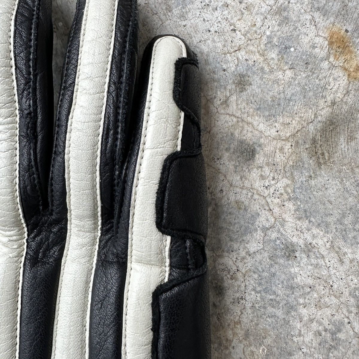 Japanese Brand BHR Speed stripe hammer studded Leather bones Akira Gloves Size ONE SIZE - 7 Thumbnail