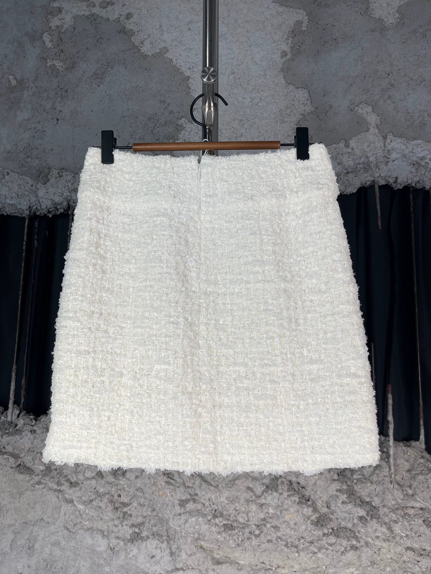 Chanel Chanel Women's Mini Skirts 34 99 New Size 25" / US 0 / IT 36 - 2 Thumbnail