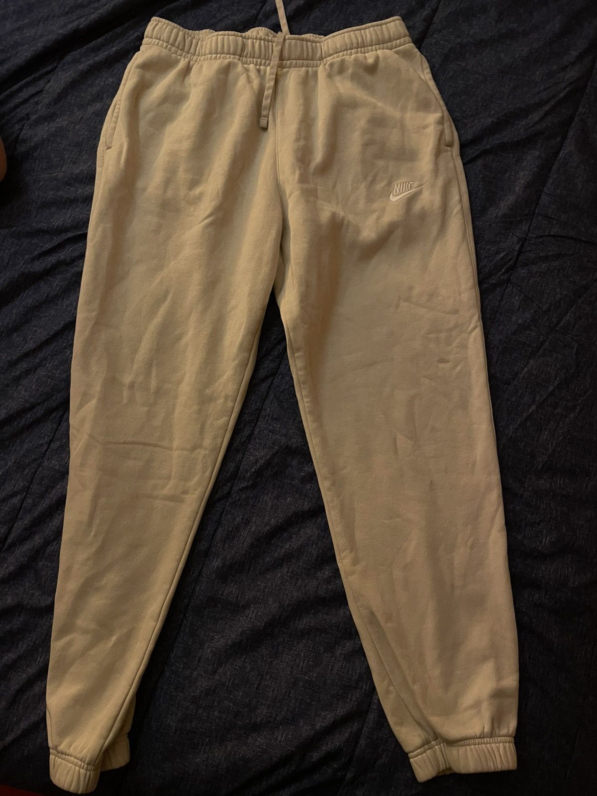 Nike Nike Cream Sweatpants Size US 32 / EU 48 - 1 Thumbnail