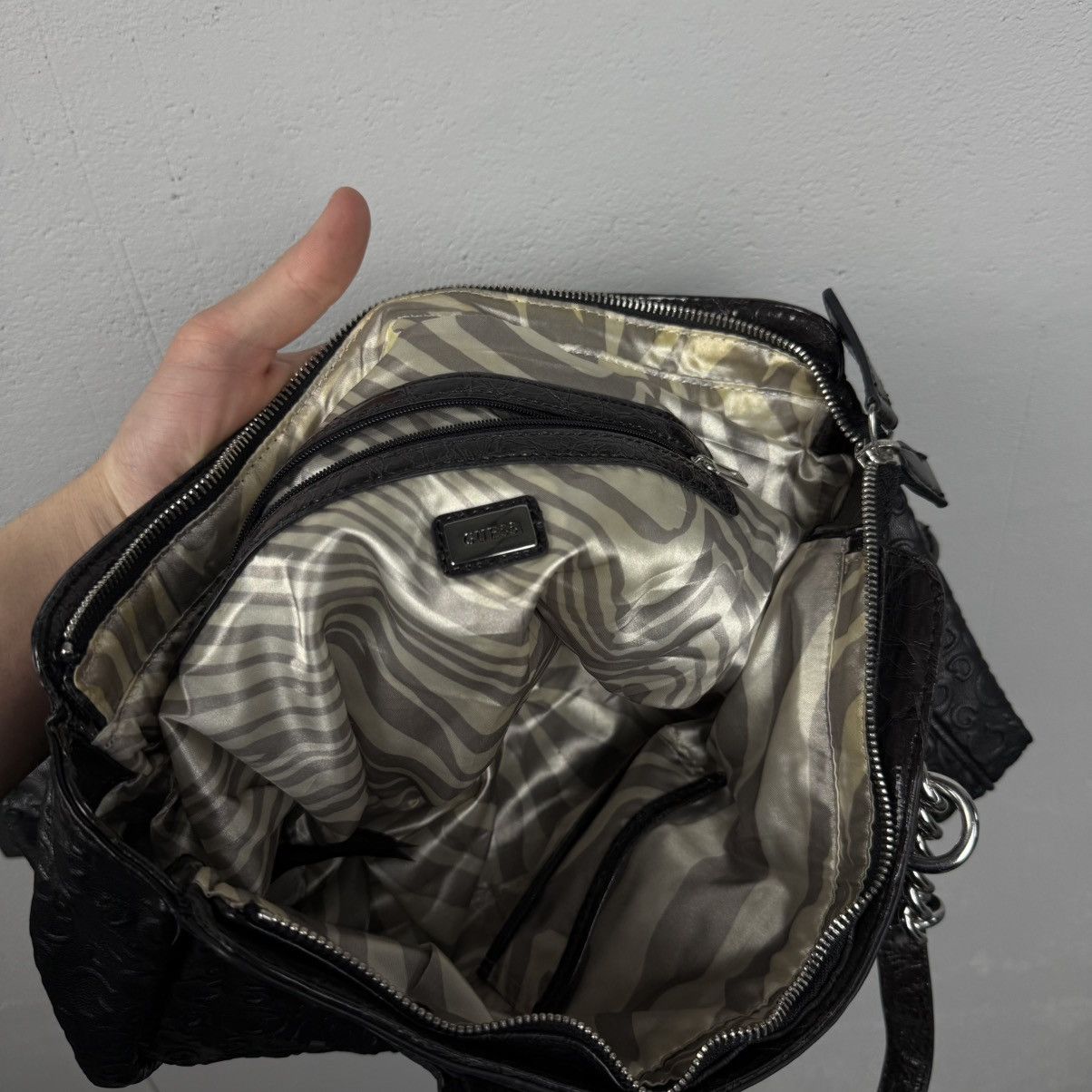 Guess Vintage Leather Avant Garde Distressed Bag Size ONE SIZE - 8 Thumbnail