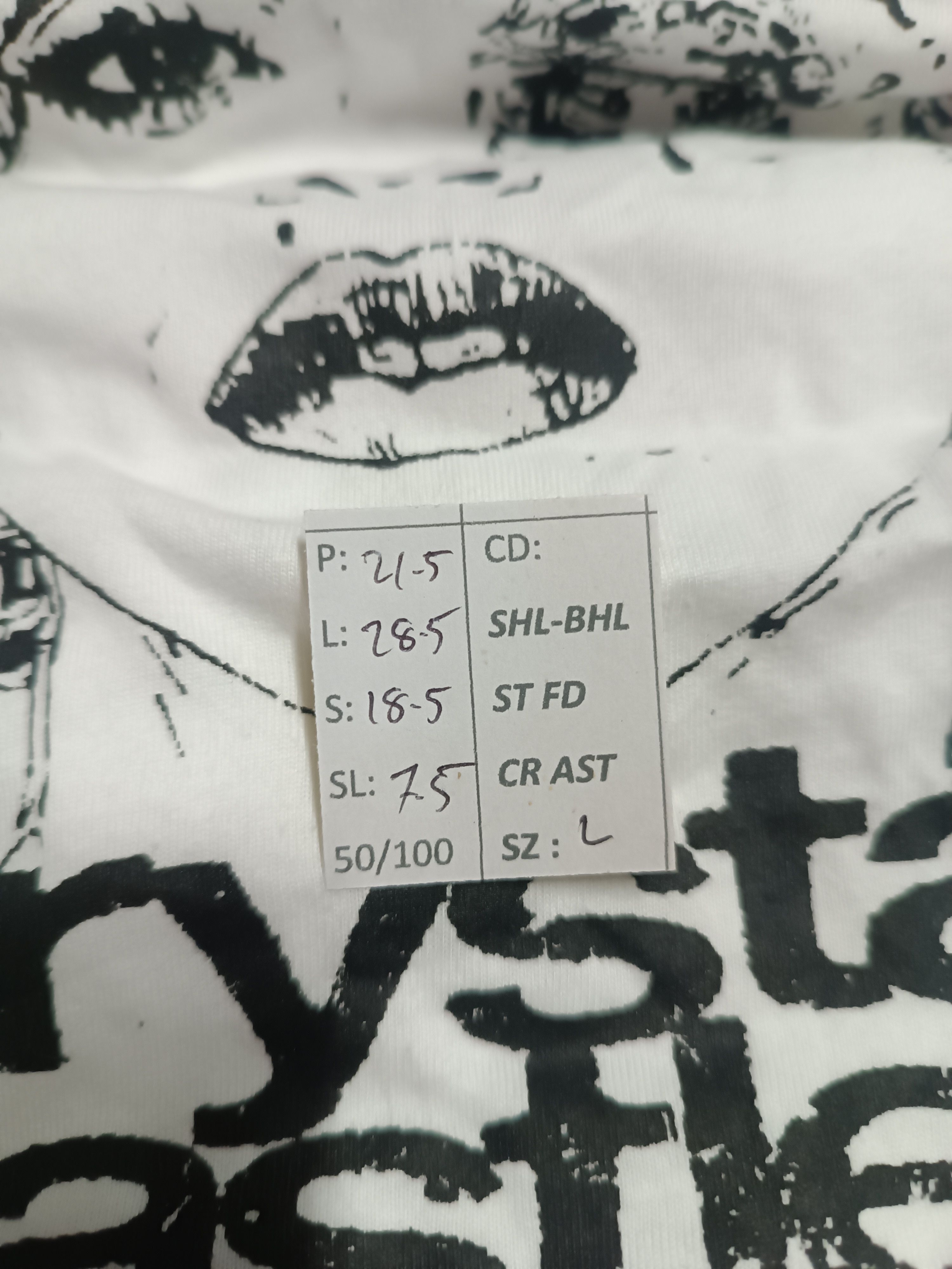Band Tees VINTAGE CRYSTAL CASTLES MADONNA TEE ALICE ELECTRO PUNK Size US L / EU 52-54 / 3 - 16 Thumbnail