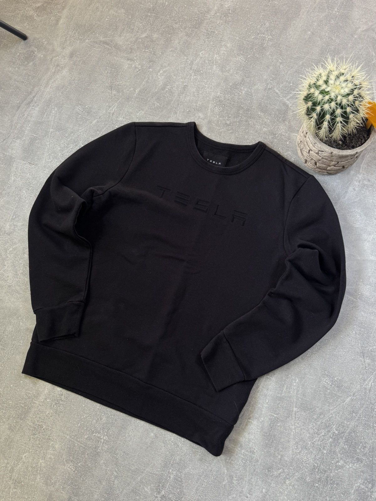 Other Sweatshirt with embroidered Tesla logo Size US L / EU 52-54 / 3 - 3 Thumbnail