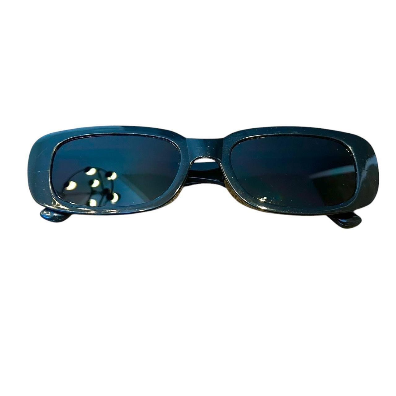 Vintage Sunglasses Size ONE SIZE - 1 Thumbnail