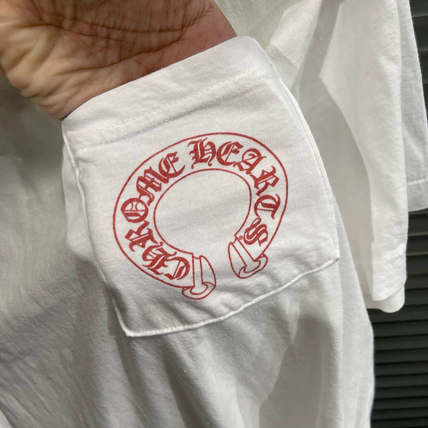 Chrome Hearts Chrome Hearts White Phantom Red Horseshoe Short L 99 New Size US L / EU 52-54 / 3 - 4 Thumbnail