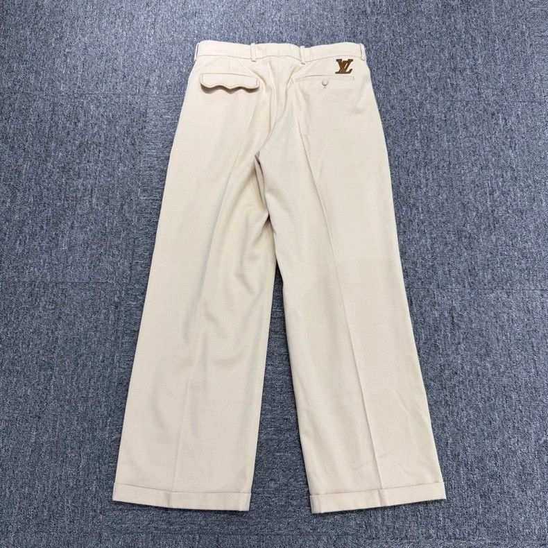 Louis Vuitton Louis Vuitton size US 50 Suede print straight leg pants Size US 34 / EU 50 - 5 Thumbnail