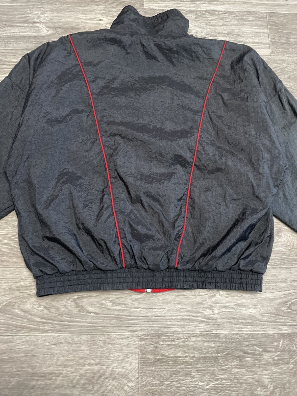 Reebok Vintage Reebok Nylon Track Jacket Oversized Fit 90s Size US M / EU 48-50 / 2 - 12 Thumbnail