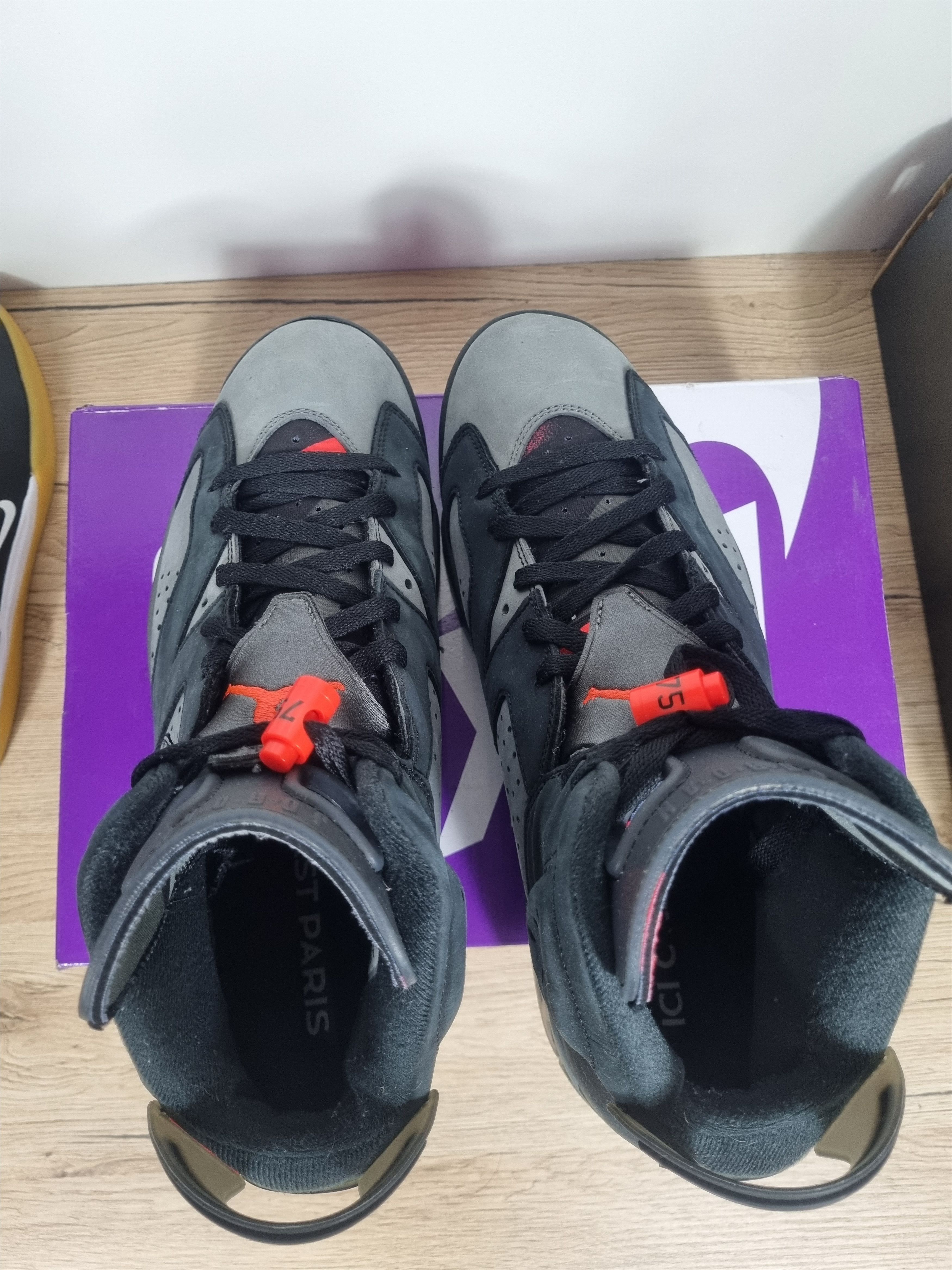 Jordan Brand Jordan Brand x Paris Saint-Germain. Size US 13 / EU 46 - 3 Thumbnail