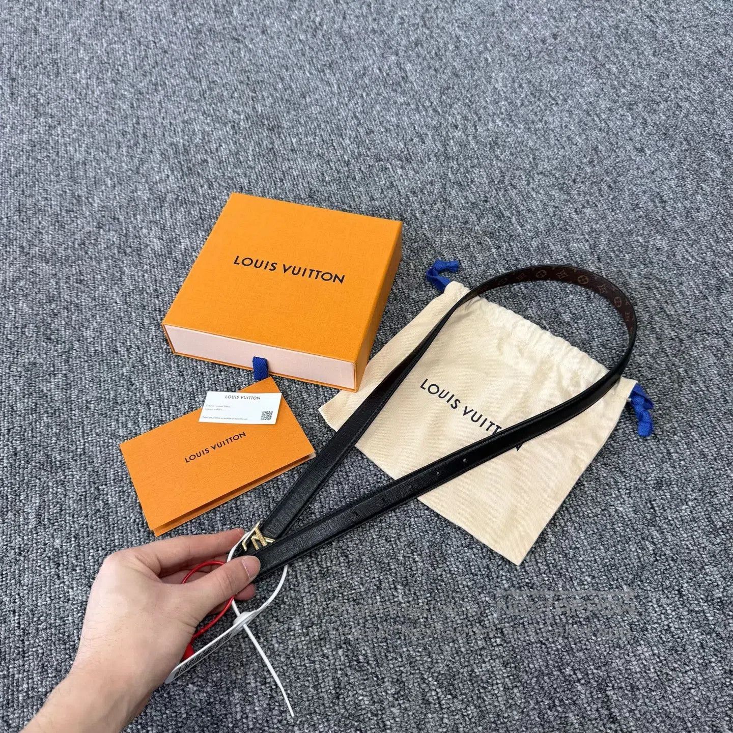 Louis Vuitton Louis Vuitton Double-sided belt| Size ONE SIZE - 4 Thumbnail