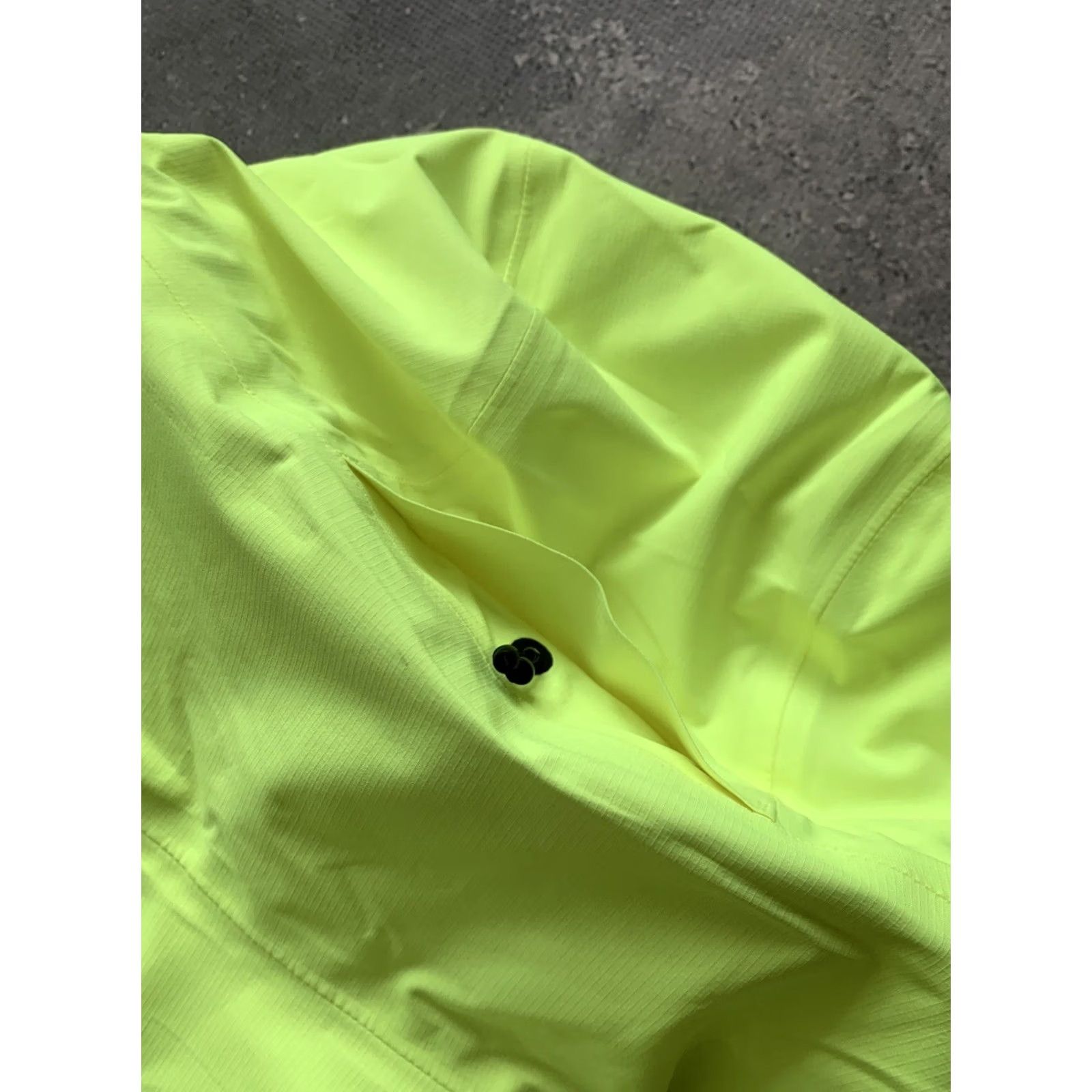 The North Face The North Face Superior Run Futurelight Zip Jacket Womens M Yellow Windbreaker Exterior Polyester Jacket Women's Size M FT Futurelight Womens Size M / US 6-8 / IT 42-44 - 6 Thumbnail