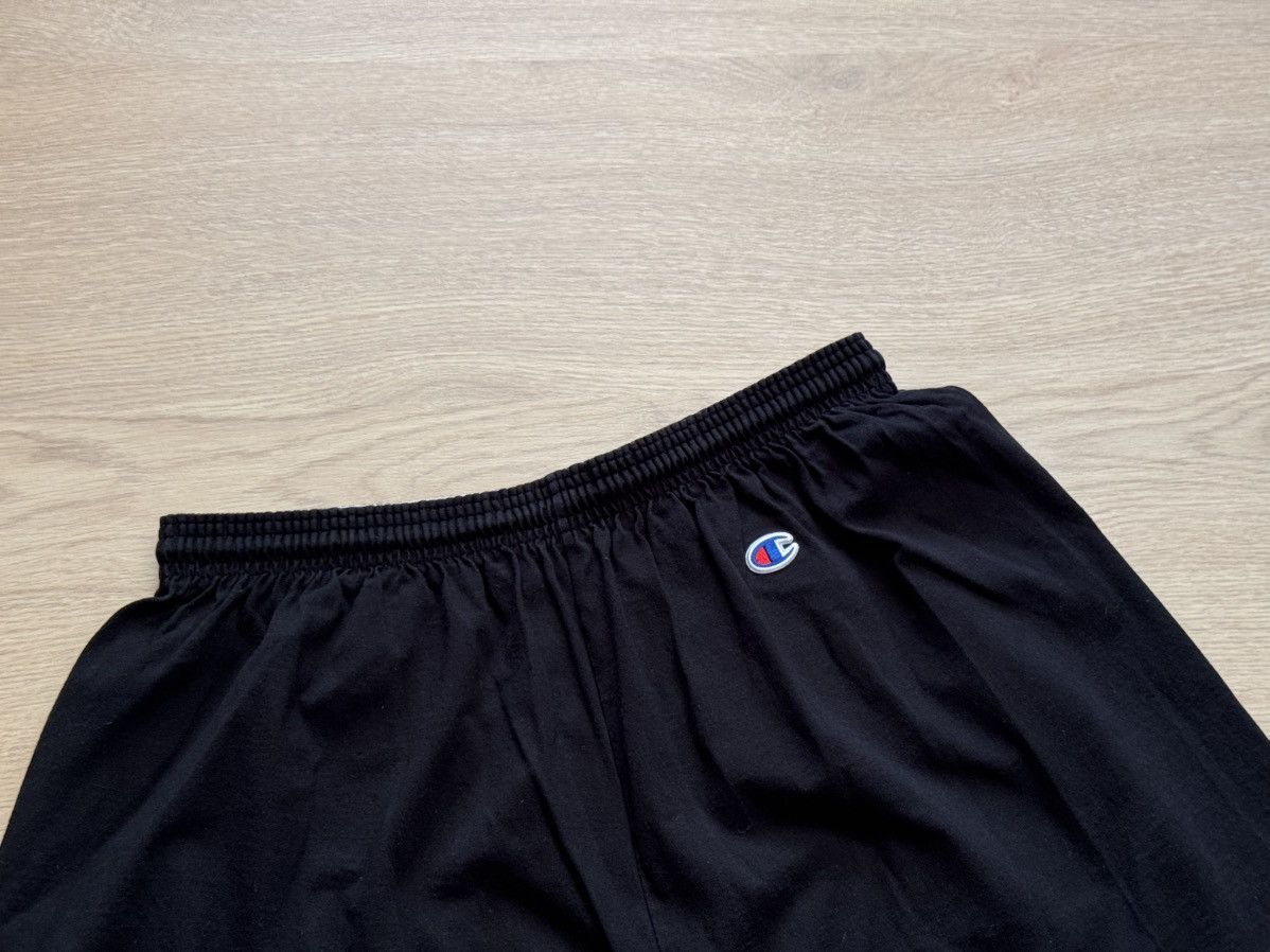 Champion Vintage 00’s Champion Black Every Day Sport Shorts Size US 34 / EU 50 - 2 Thumbnail