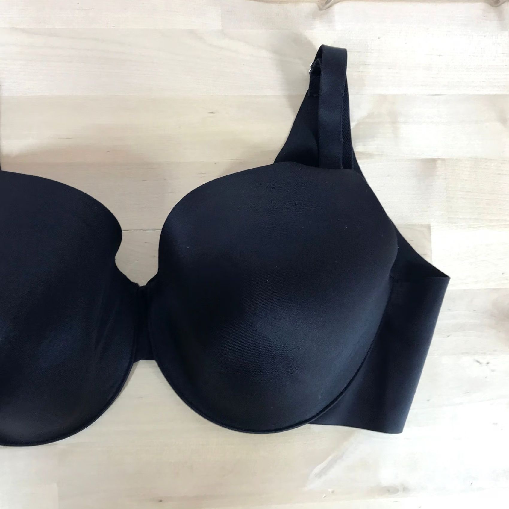 Vintage Soma Vanishing Back Full Coverage Bra Black 38D Underwire Seamless T-Shirt Bra Womens Plus Size ONE SIZE - 3 Thumbnail