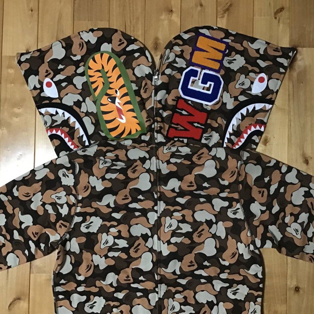 Bape 2024 ?BAPE THINK STORE CAMO? Separate shark full zip hoodie 