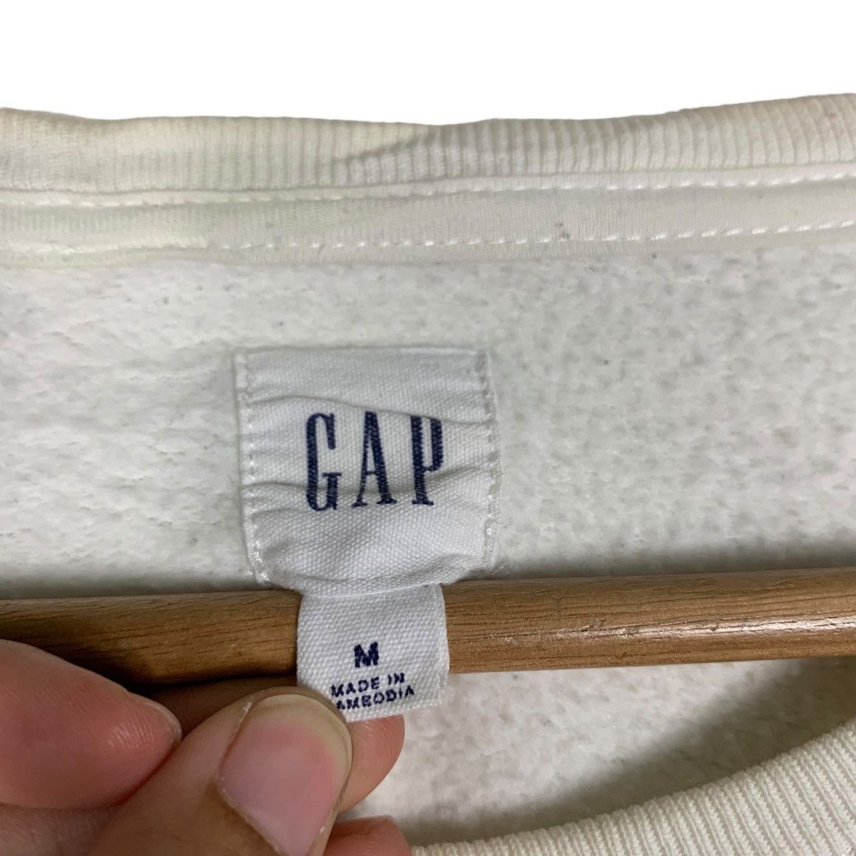 Gap GAP Spell Out Big Logo Crewneck Sweatshirt #1519-C68 Size US M / EU 48-50 / 2 - 11 Thumbnail