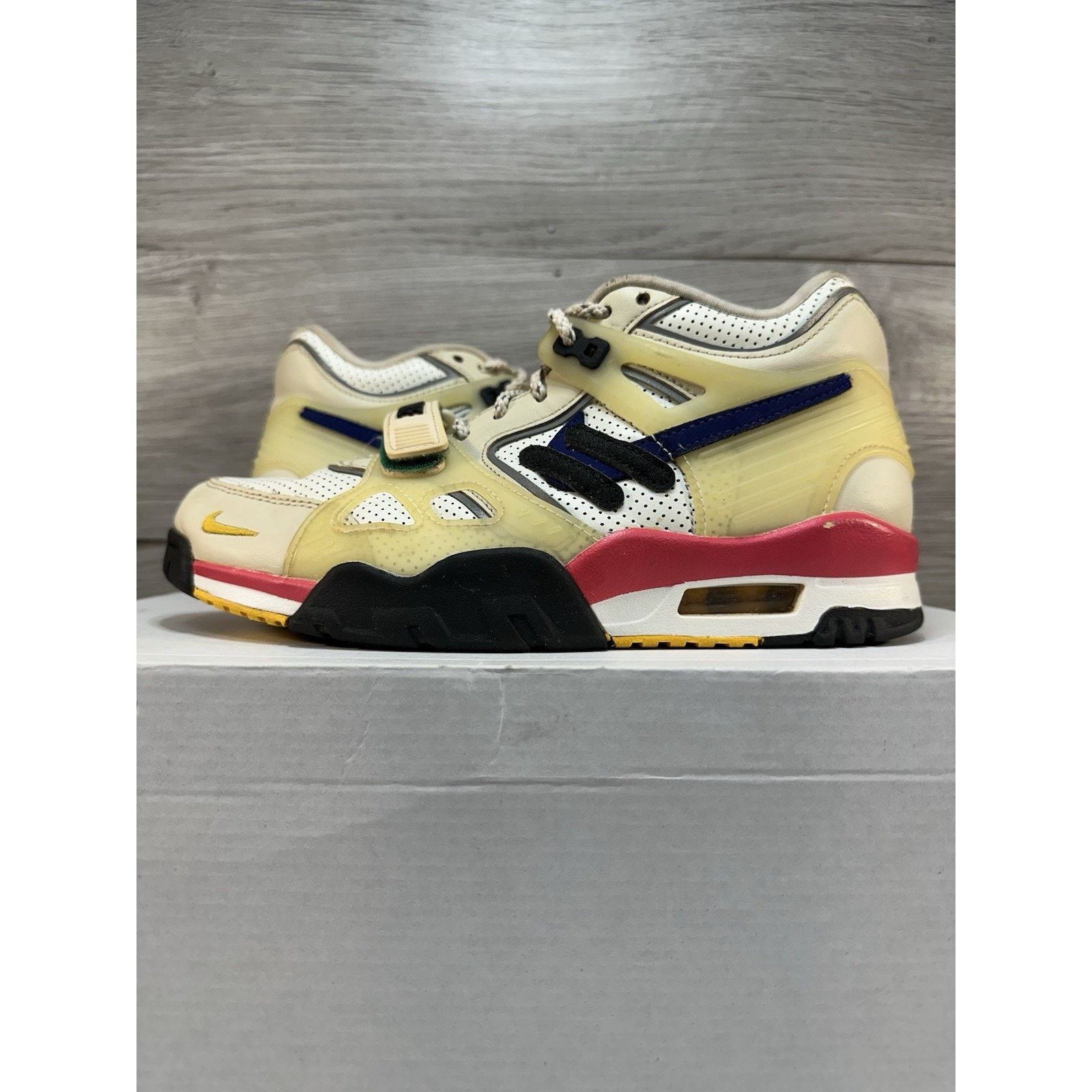 Nike Nike Saquon Barkley x Air Trainer 3 New York City - Size 6.5 Size US 6.5 / EU 39-40 - 1 Thumbnail