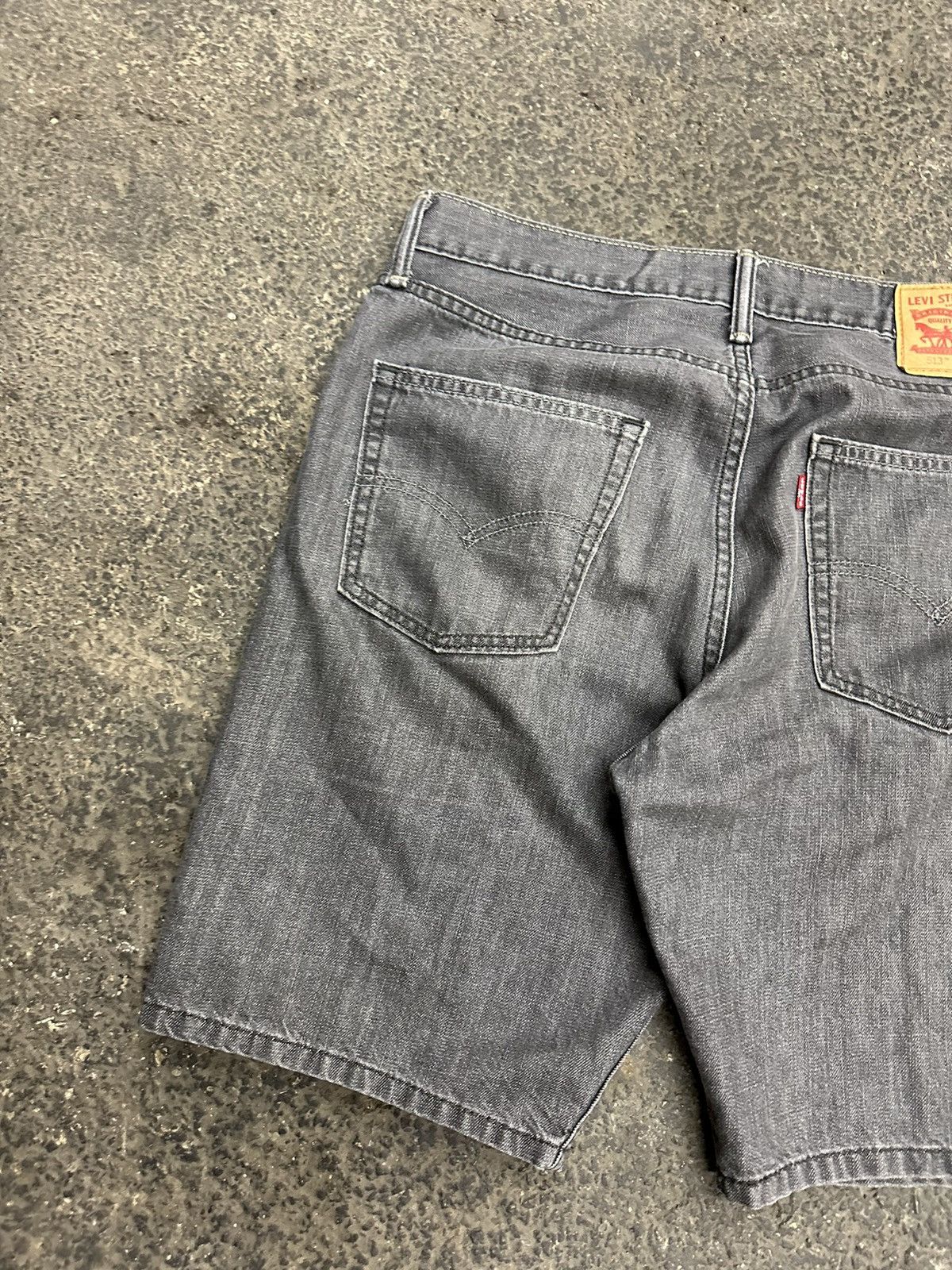Levi's × Vintage Levi’s baggy grey shorts Size US 34 / EU 50 - 7 Thumbnail