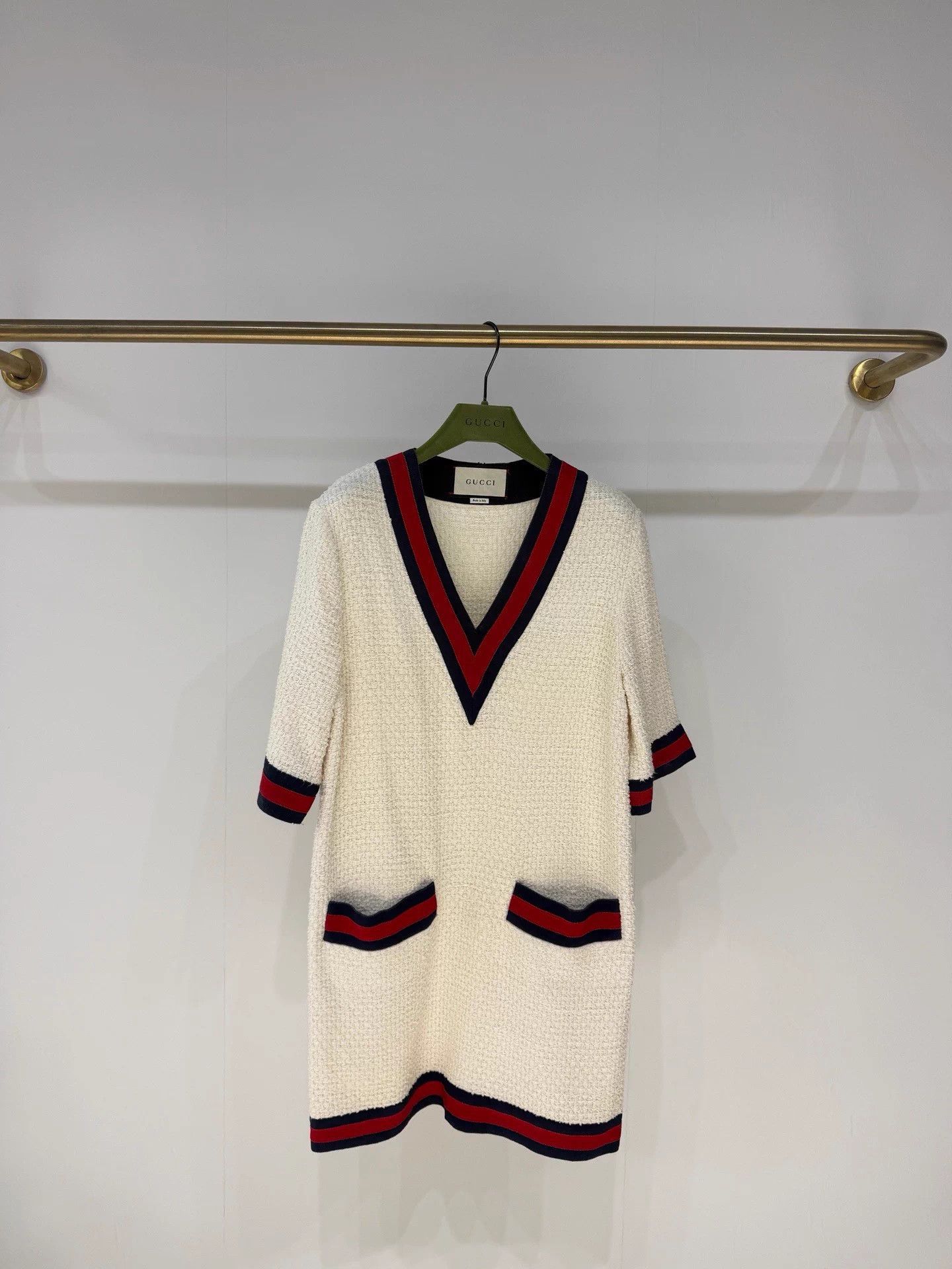 Gucci Gucci Classic V-neck Red White Block Dress 38 Size S / US 4 / IT 40 - 1 Thumbnail