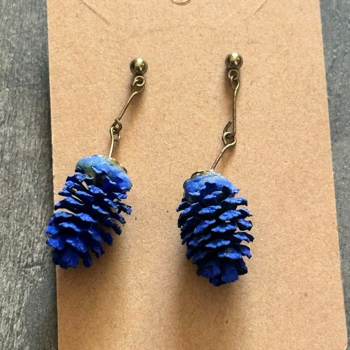 Handmade dark blue pinecone dangly earrings Size ONE SIZE - 2 Thumbnail