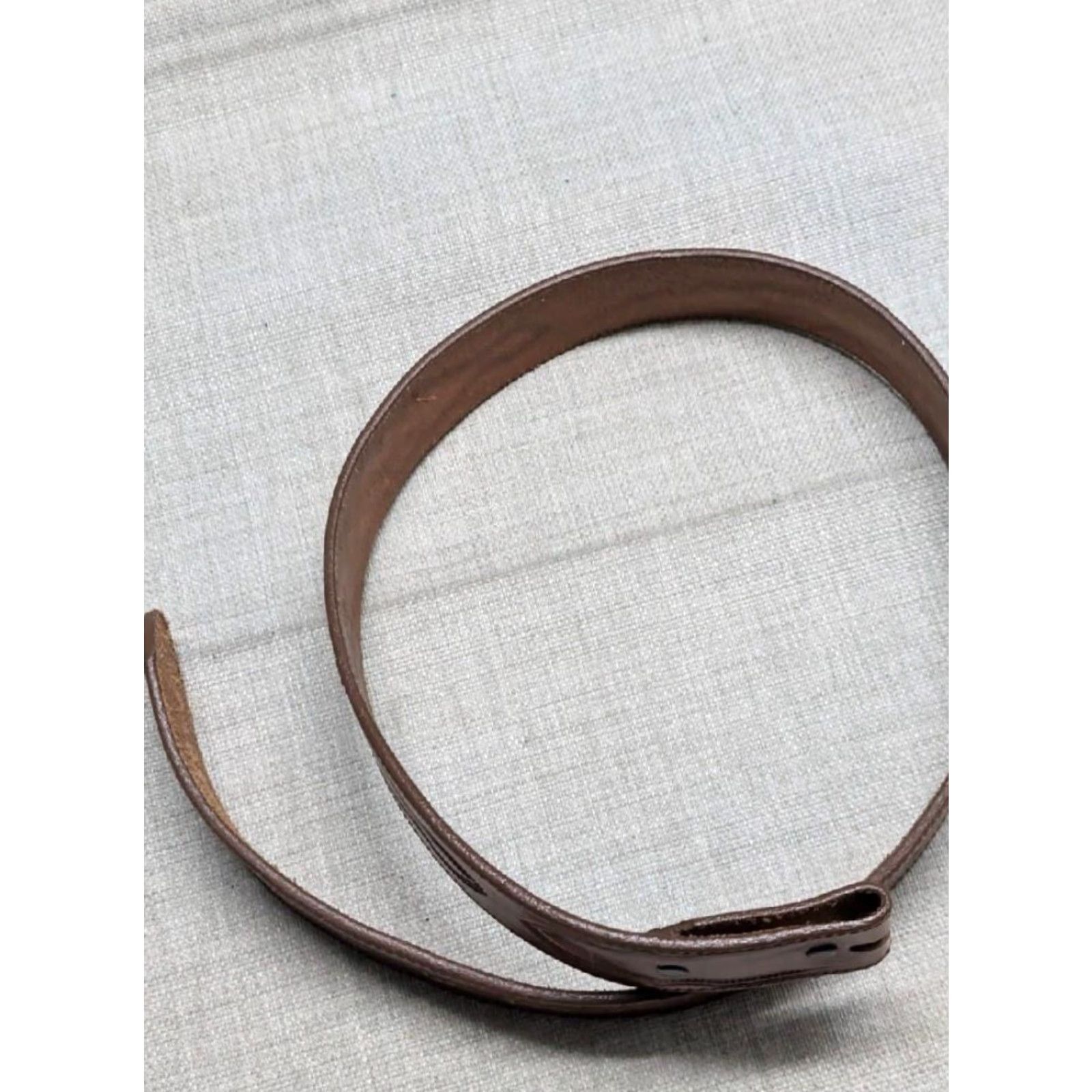 Vintage VINTAGE Justin Western Belt 32 Brown Tooled Cowhide Leather USA Made Belt Men Size 32 - 5 Thumbnail