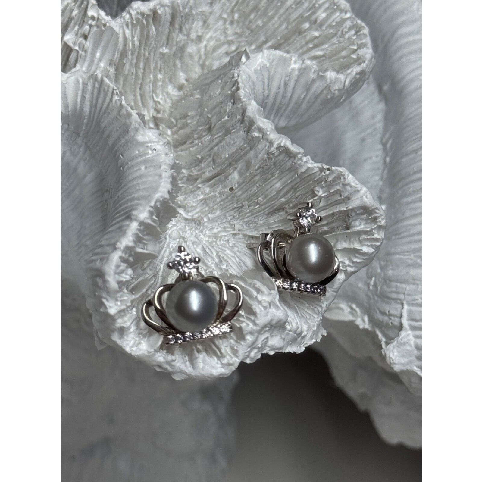 Jewelry 925 STERLING SILVER PEARL CROWN EARRINGS LENGTH 0.5 INCH Size ONE SIZE - 4 Thumbnail