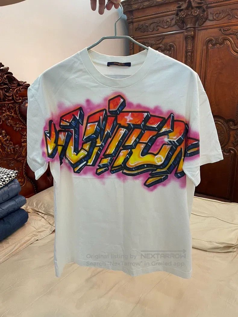Louis Vuitton Louis Vuitton Letter big logo short sleeves Size US M / EU 48-50 / 2 - 1 Thumbnail