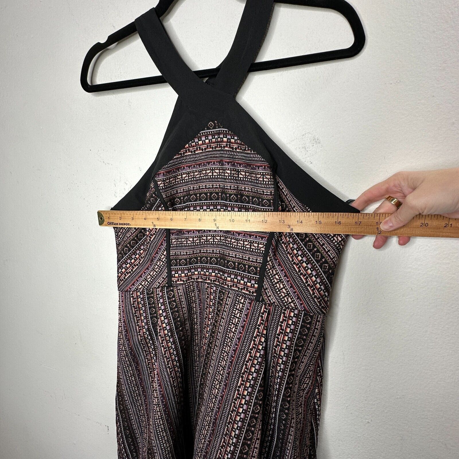 Other BCBG Generation CrissCross Fit Flare MultiColor Halter Mini Size XL / US 12-14 / IT 48-50 - 15 Thumbnail