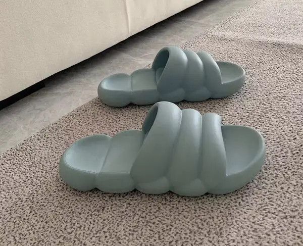 image of Vintage Puffer Sandal Slides in Blue, Men's (Size 11)