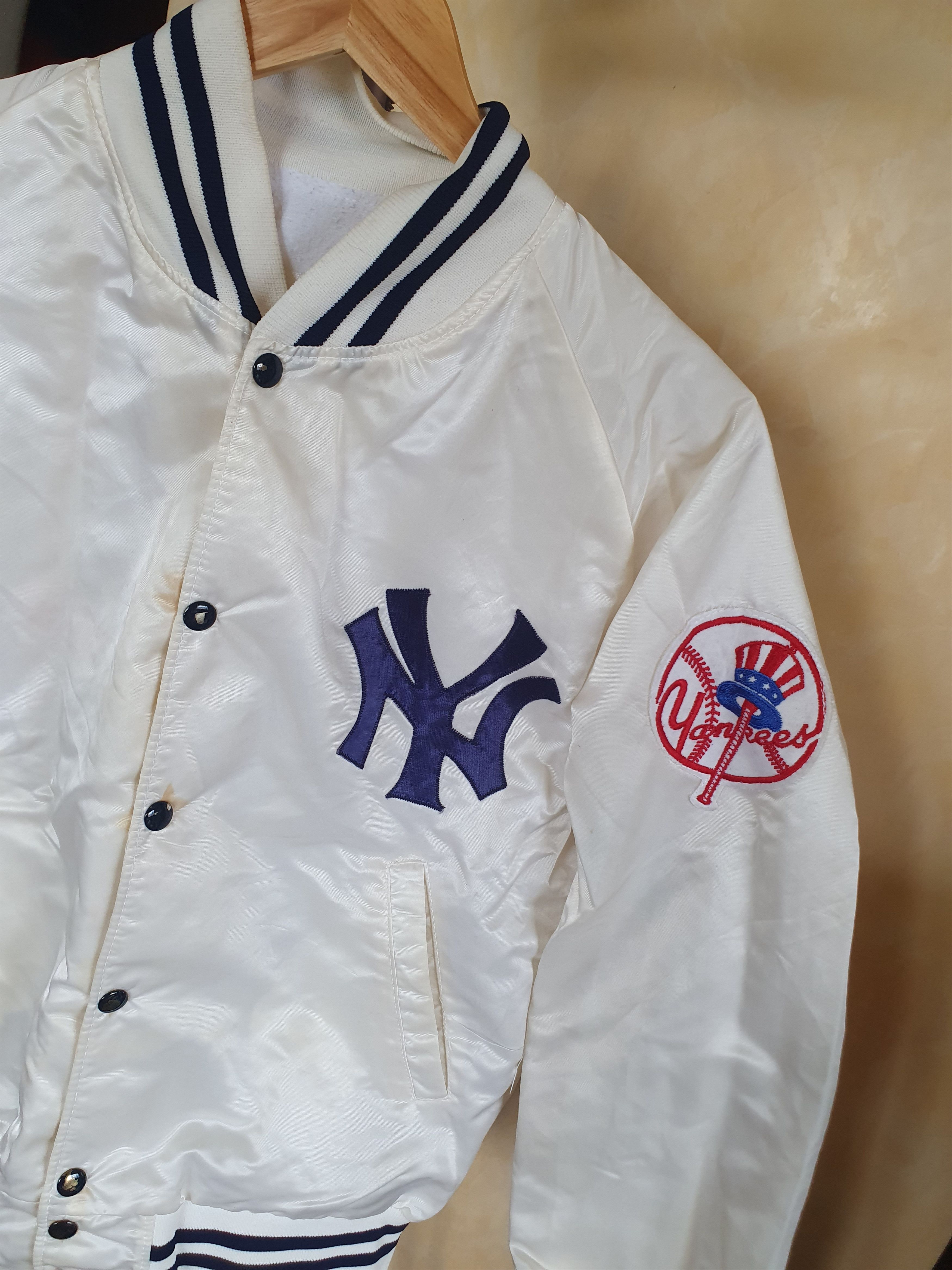 Vintage New York Yankees Vintage Satin Bomber Jacket sz L Size US L / EU 52-54 / 3 - 5 Thumbnail