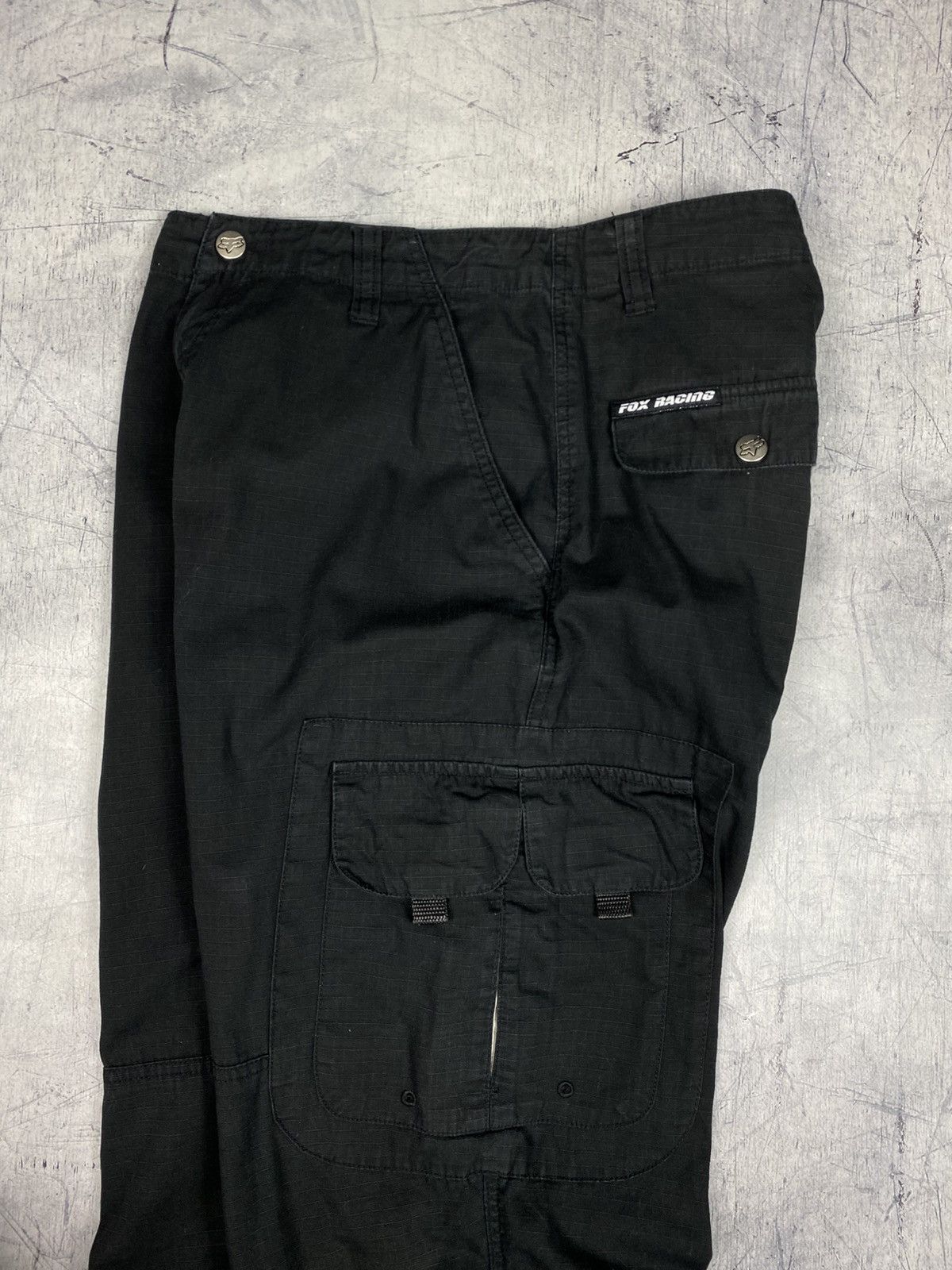 Fox Racing Fox Racing Black Cargo Pants Size 30 Y2K Made In Hong Kong Size US 30 / EU 46 - 3 Thumbnail