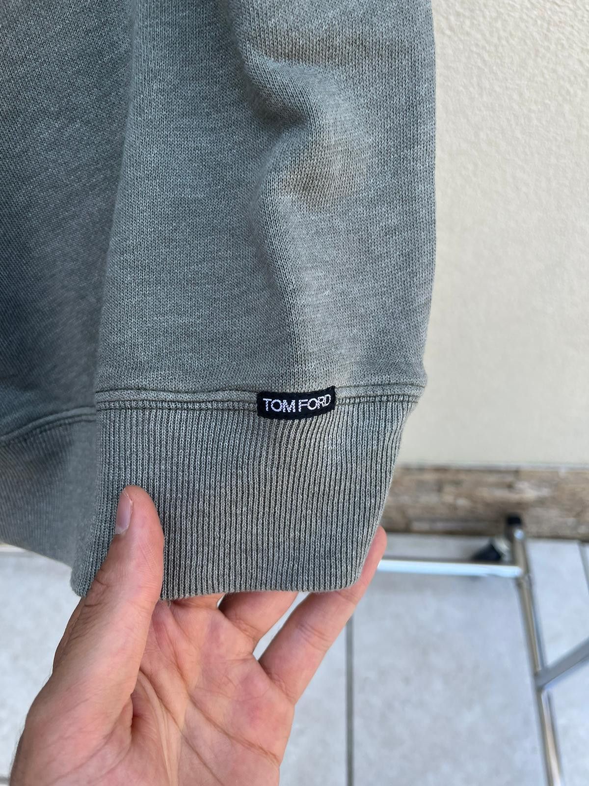 Tom Ford Classic Crewneck Sweater in Grey Size US L / EU 52-54 / 3 - 8 Thumbnail