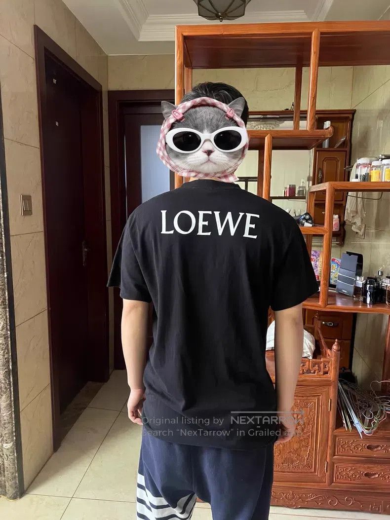 Loewe Loewe Short sleeve men's wear Size US S / EU 44-46 / 1 - 1 Thumbnail