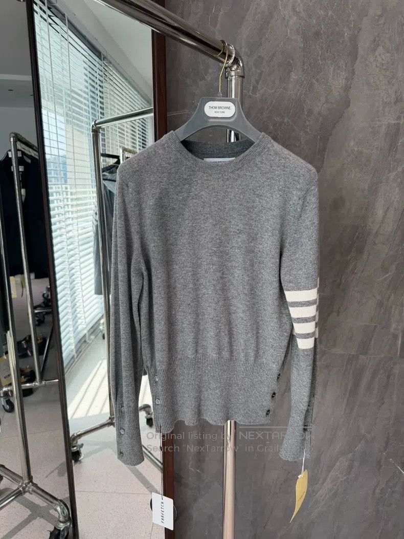 Thom Browne Thom Browne Medium gray cashmere crewneck Size US S / EU 44-46 / 1 - 1 Thumbnail