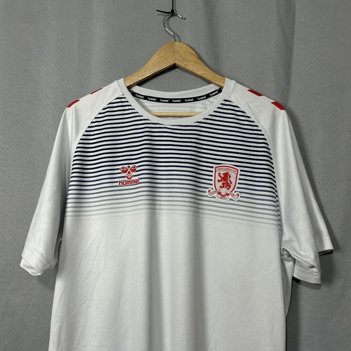Hummel Hummel FC Middlesbrough white vintage large jersey Size US L / EU 52-54 / 3 - 2 Thumbnail