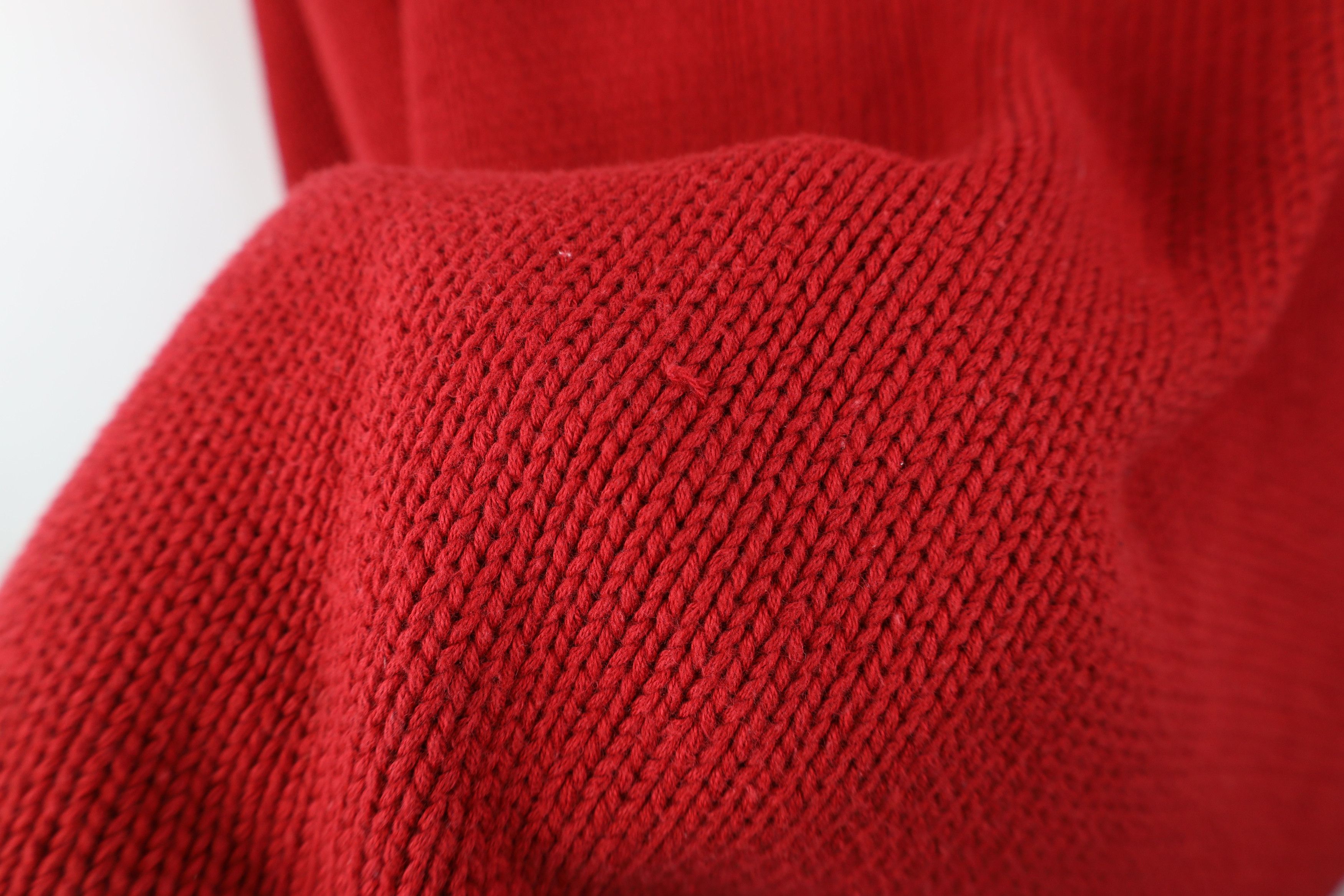 Eddie Bauer Vintage 90s Eddie Bauer Cotton Knit Crewneck Sweater Red Size US L / EU 52-54 / 3 - 5 Thumbnail