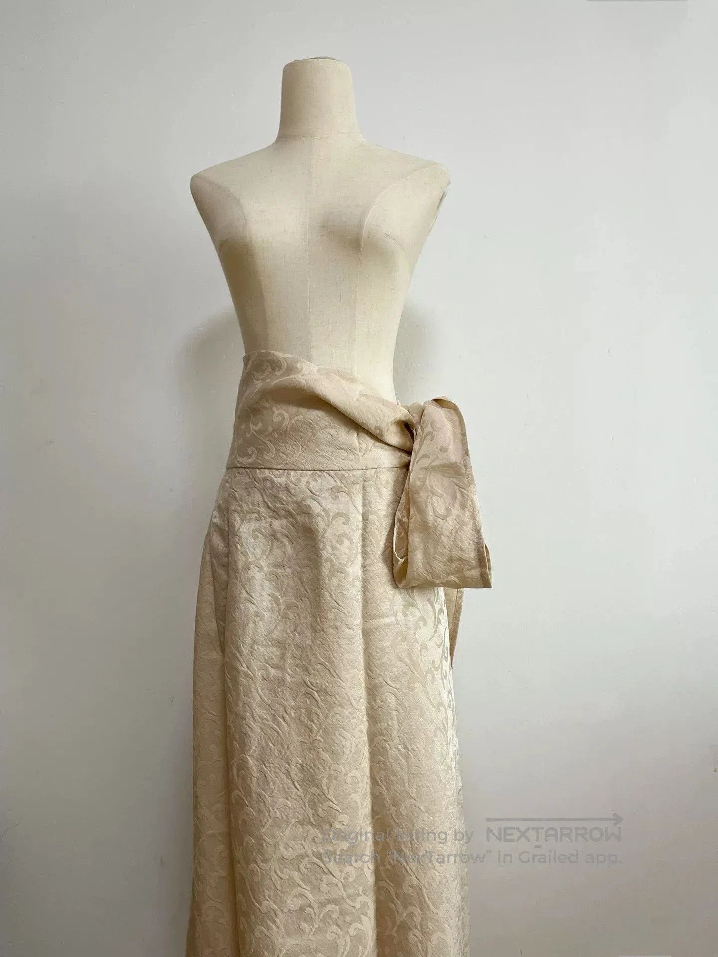 Yohji Yamamoto Yohji Yamamoto Noir Satin Skirt. Size 30" / US 8 / IT 44 - 1 Thumbnail