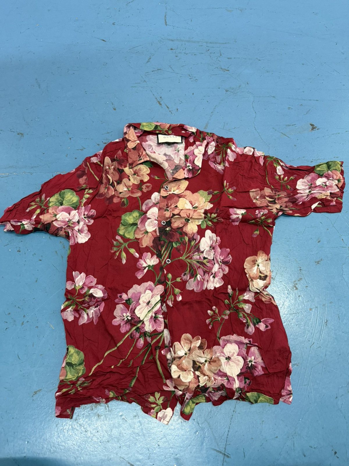 Gucci GUCCI 15” VISCOSE FLOWER SHIRT Size US S / EU 44-46 / 1 - 1 Thumbnail