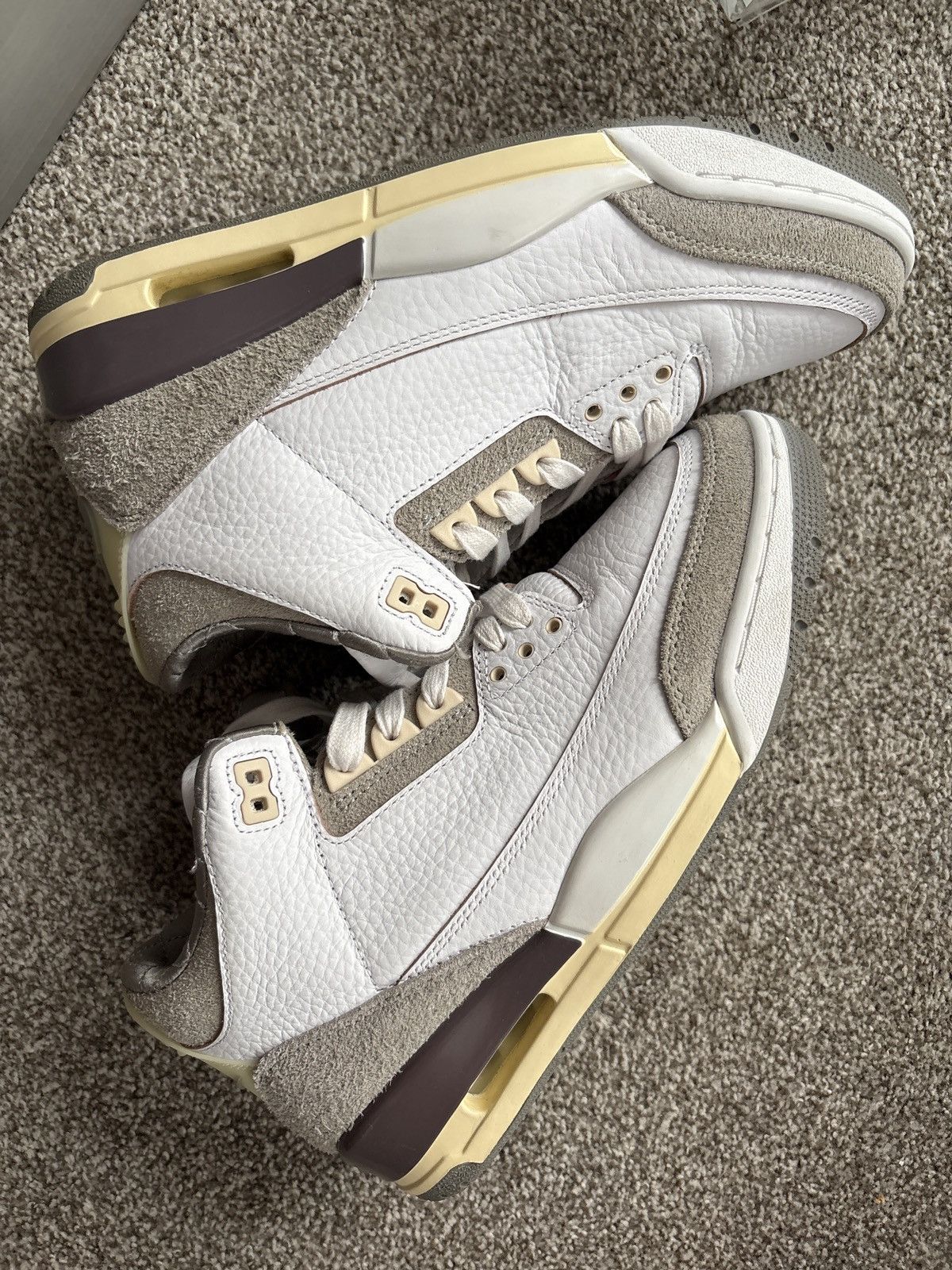 A Ma Maniere × Nike Jordan 3 a Ma Maniére Size US 9.5 / EU 42-43 - 4 Thumbnail