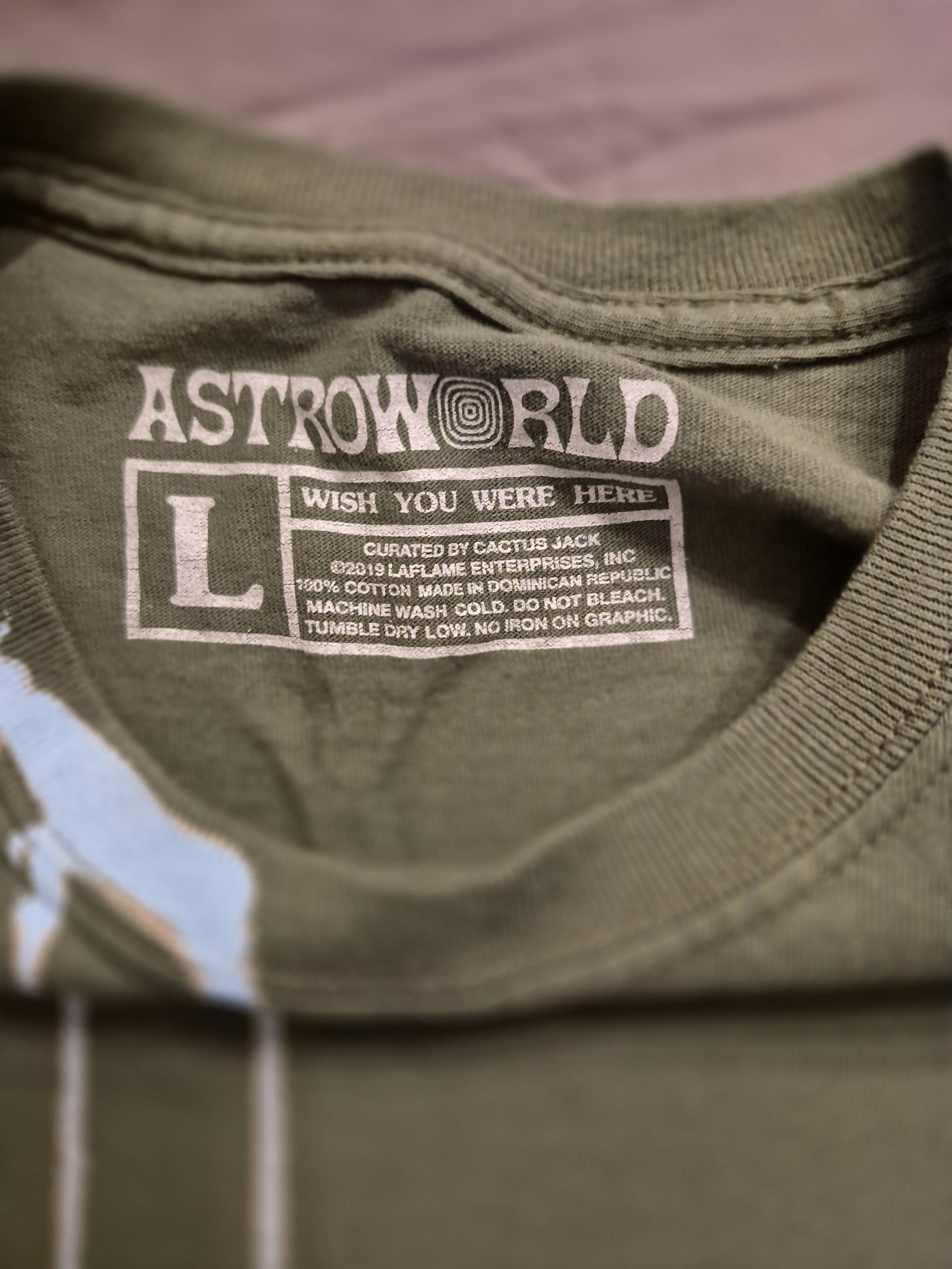 Travis Scott Travis Scott AstroWorld "Wish You Were Here" Tee Size Large Size US L / EU 52-54 / 3 - 2 Thumbnail