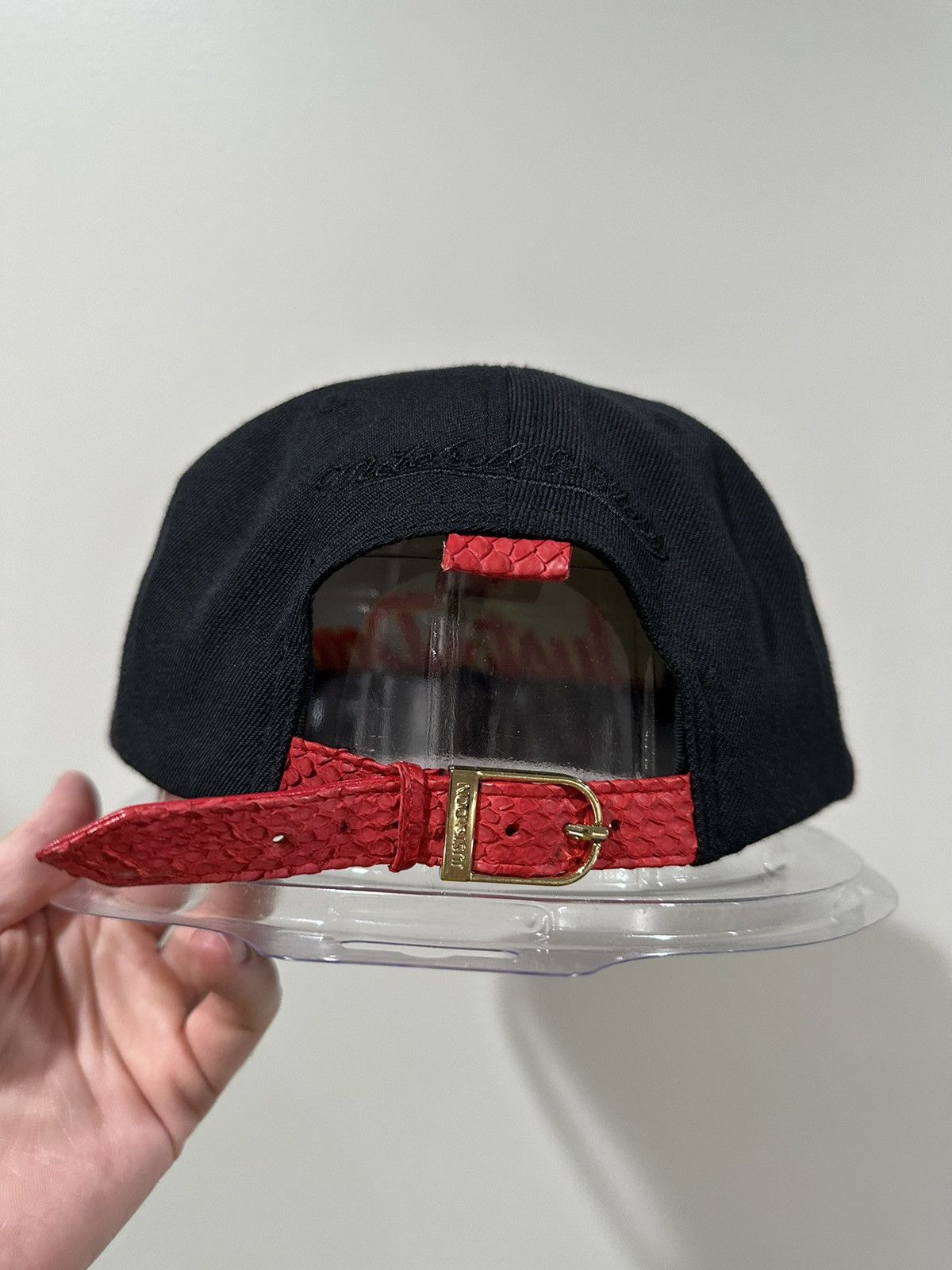Just Don Just Don x Mitchell & Ness Script Miami Heat Black/Red Hat Size ONE SIZE - 8 Thumbnail