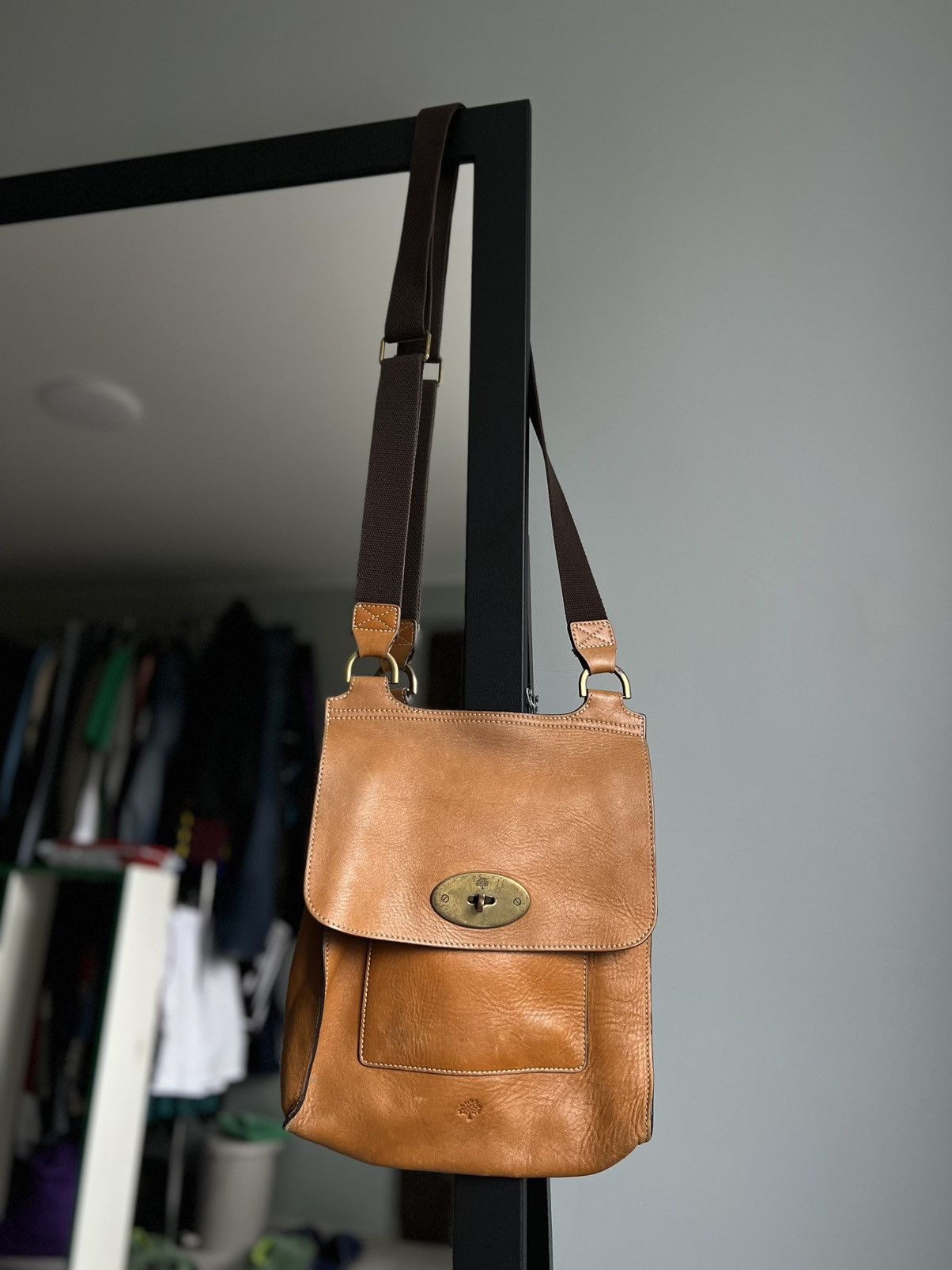 Mulberry Mulberry Genuine Antony Oak Tan Leather Cross Body Handbag Size ONE SIZE - 1 Thumbnail