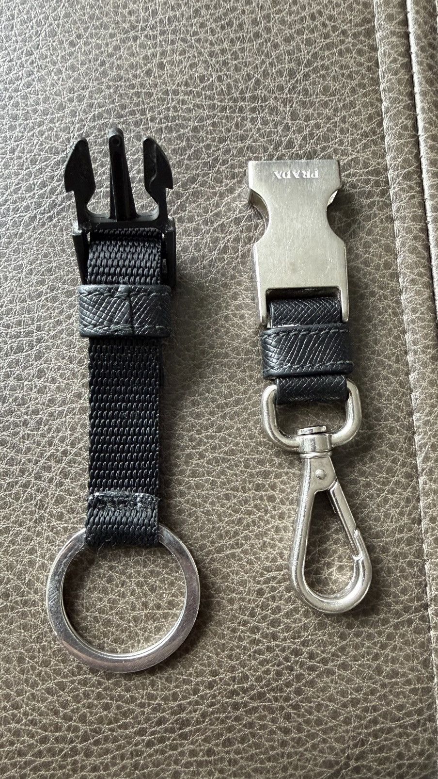 Prada Prada keychain Size ONE SIZE - 2 Thumbnail