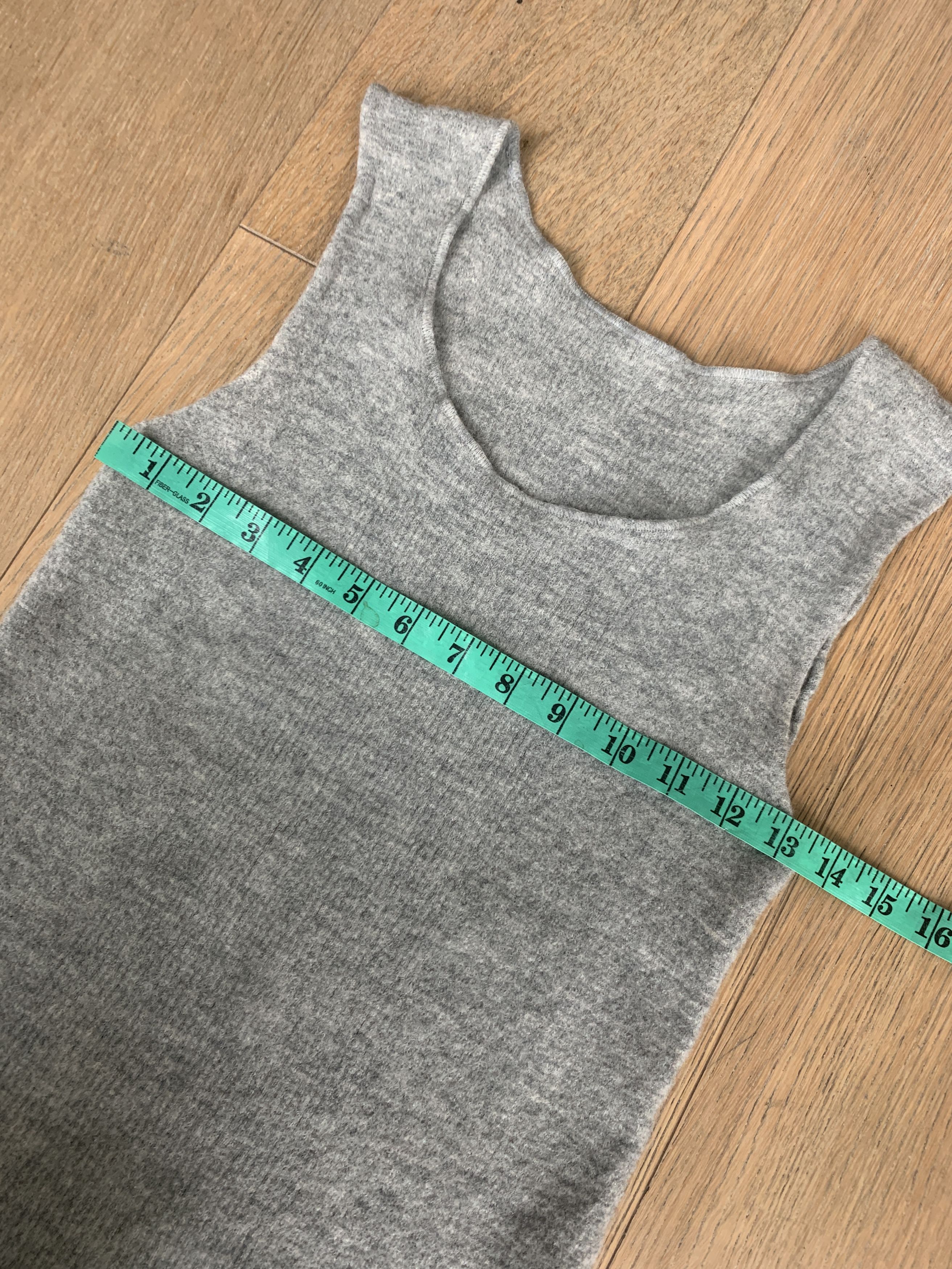 Vivienne Westwood 2018 Brand New 100% Lana Wool Minimilism Tank Crop Top Size L / US 10 / IT 46 - 9 Thumbnail
